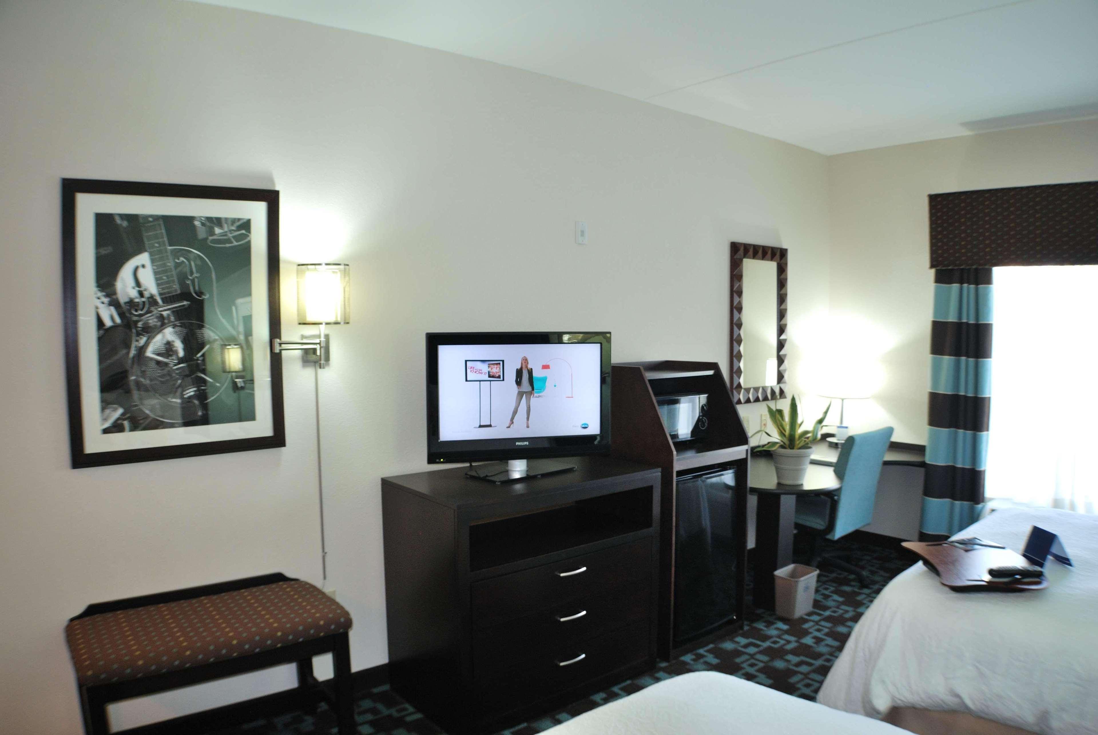 Hotel Hampton & At Opryland Nashville