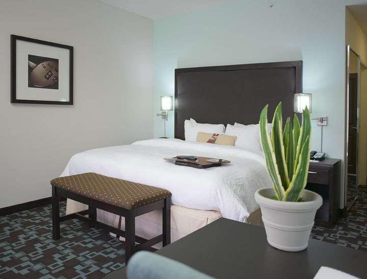 Hotel Hampton & At Opryland