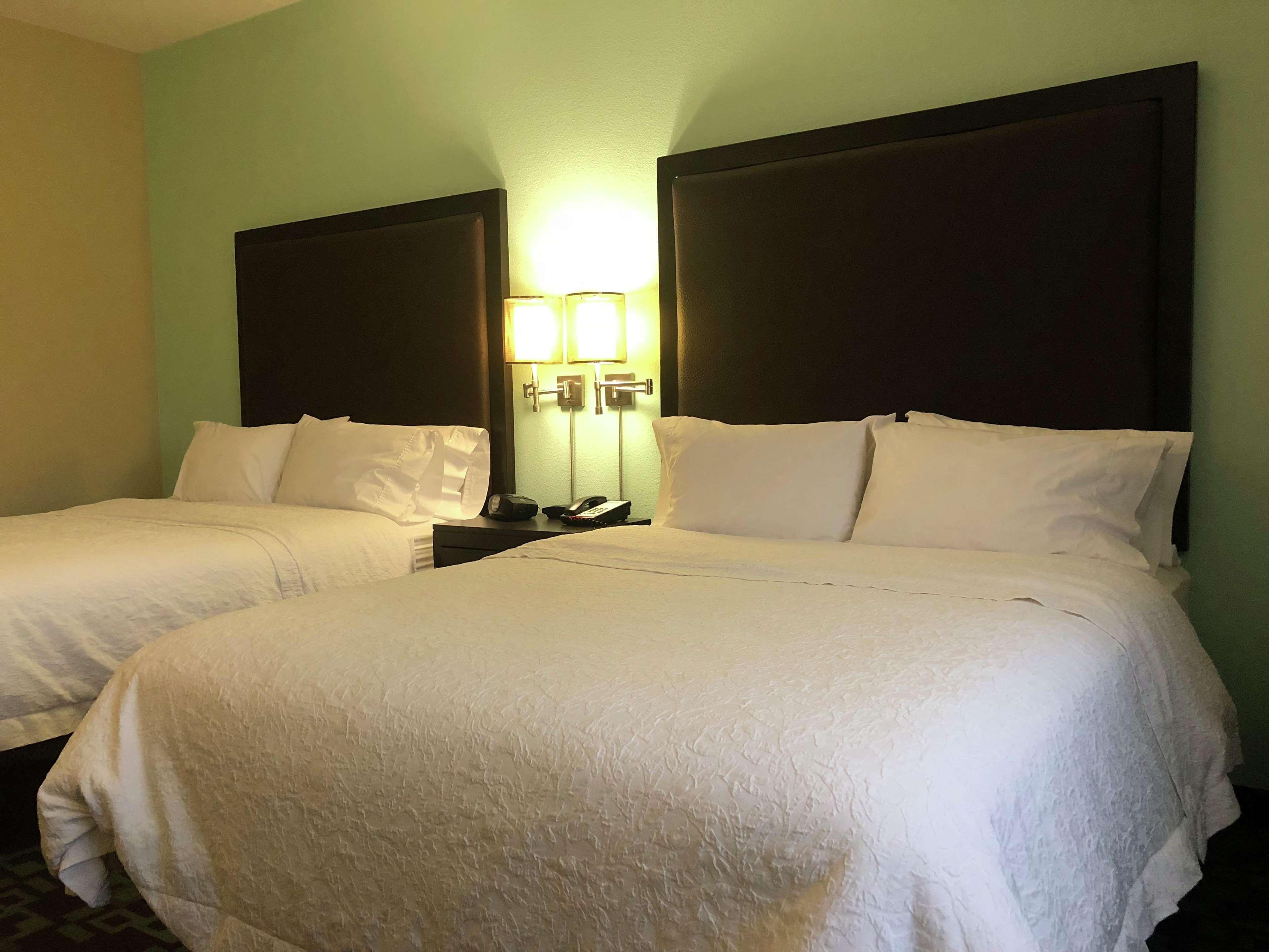 Hotel Hampton & At Opryland Nashville